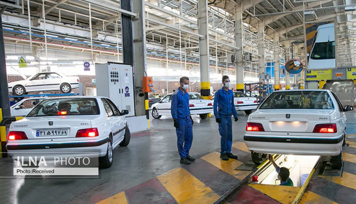سرمایه‌گذاران خودرو ضرر کردند / نرخ انواع خودرو در شب عید 