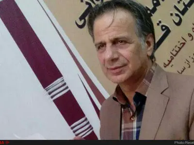 هنرمندان تئاتر قم از دیار خودشان مهاجرت می‌کنند/تنها دانشگاه هنر این شهر رو به تعطیلی است