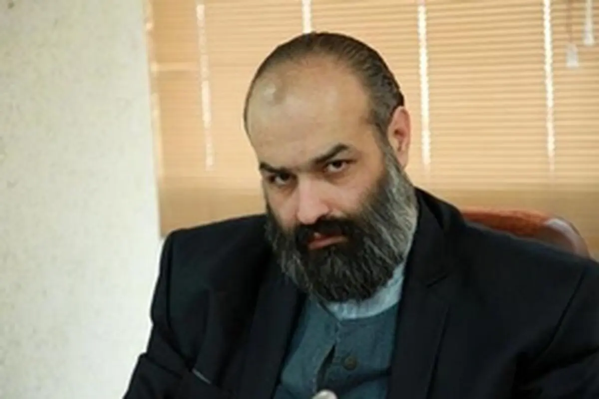 خبرنگار و روزنامه‌نگار واقعی باید عضو هیئت مدیره خانه مطبوعات باشد