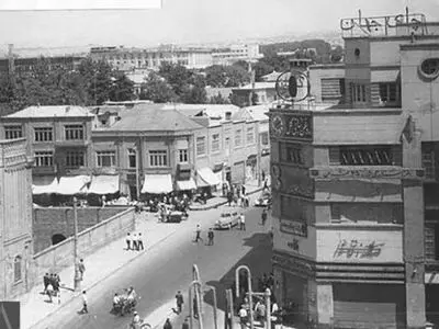 خیابان لاله‌زار در اواخر دهه ۳۰ خورشیدی