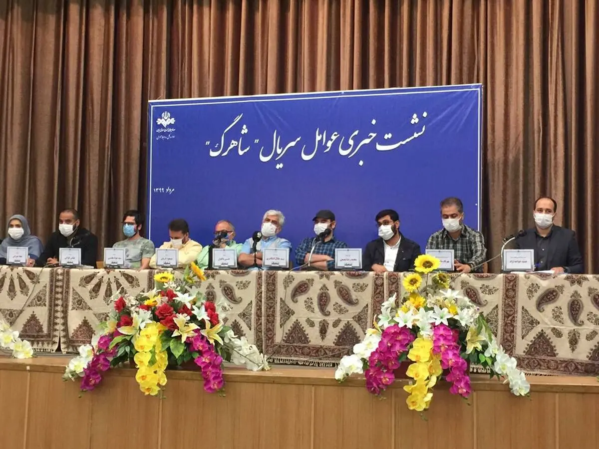 عین دهه ۶۰ را هم بازنمایی کنید، می‌گویند ریاکاری کرده‌اید/ مخاطب باید هرچه را تلویزیون می‌گوید باور کند!