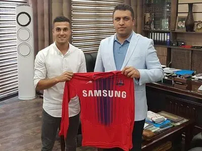 آشوری: بارندگی در چمن مصنوعی جان ما را گرفت / تماشاگران نساجی فوق العاده هستند