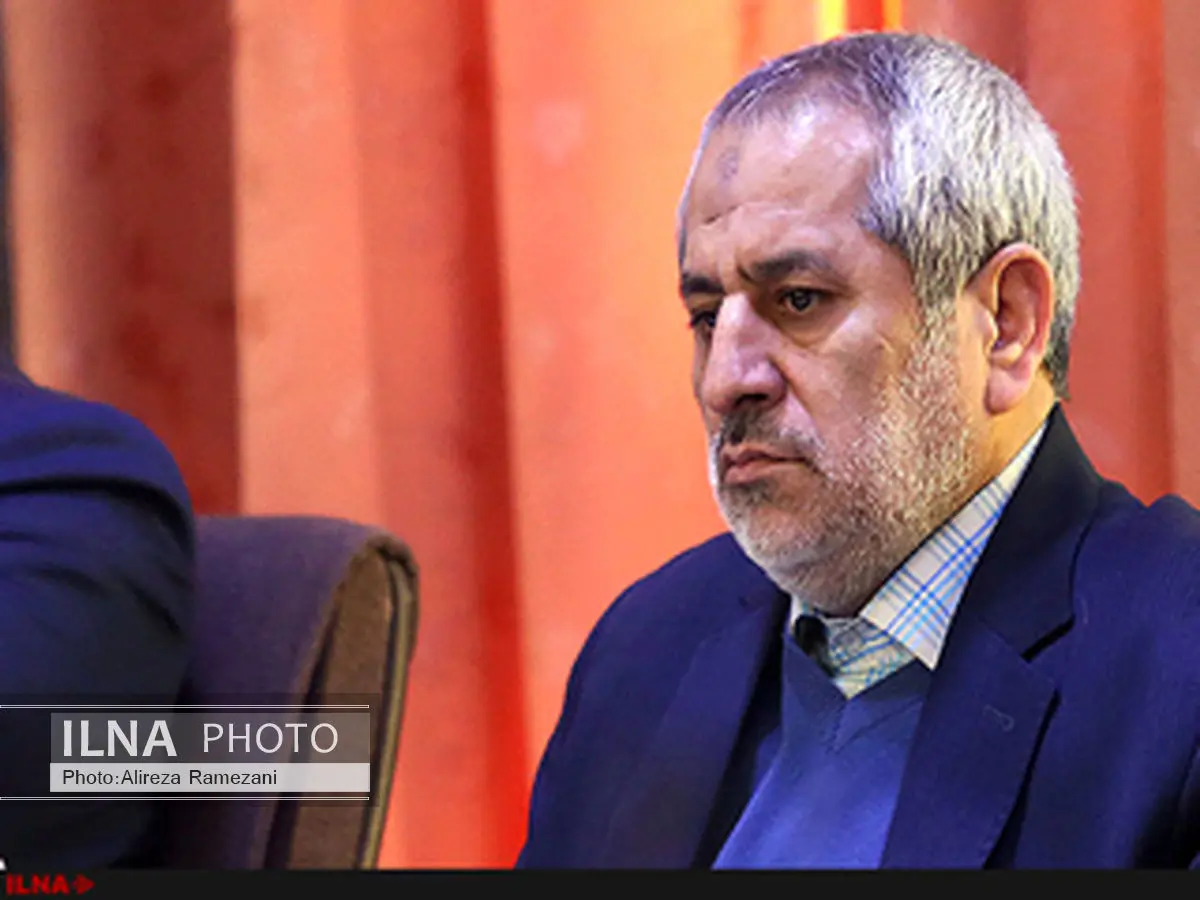 زمینه تبلیغ فیلمها را فراهم کنید تا فیلمسازان سراغ شبکههای ماهوارهای نروند/ خبر «24 ساعت لعنتی» کذب است