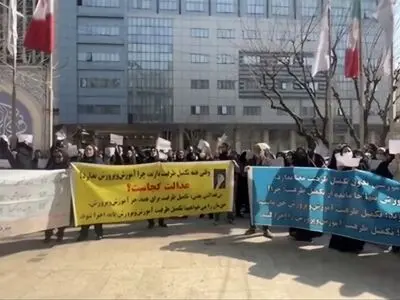 تجمع دو روزه «کارنامه سبزها» مقابل وزارت آموزش و پرورش و نهاد ریاست‌جمهوری
