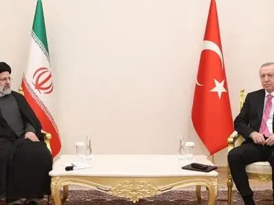 رئیسي یهنئ اردوغان باعادة انتخابه لرئاسة ترکیا