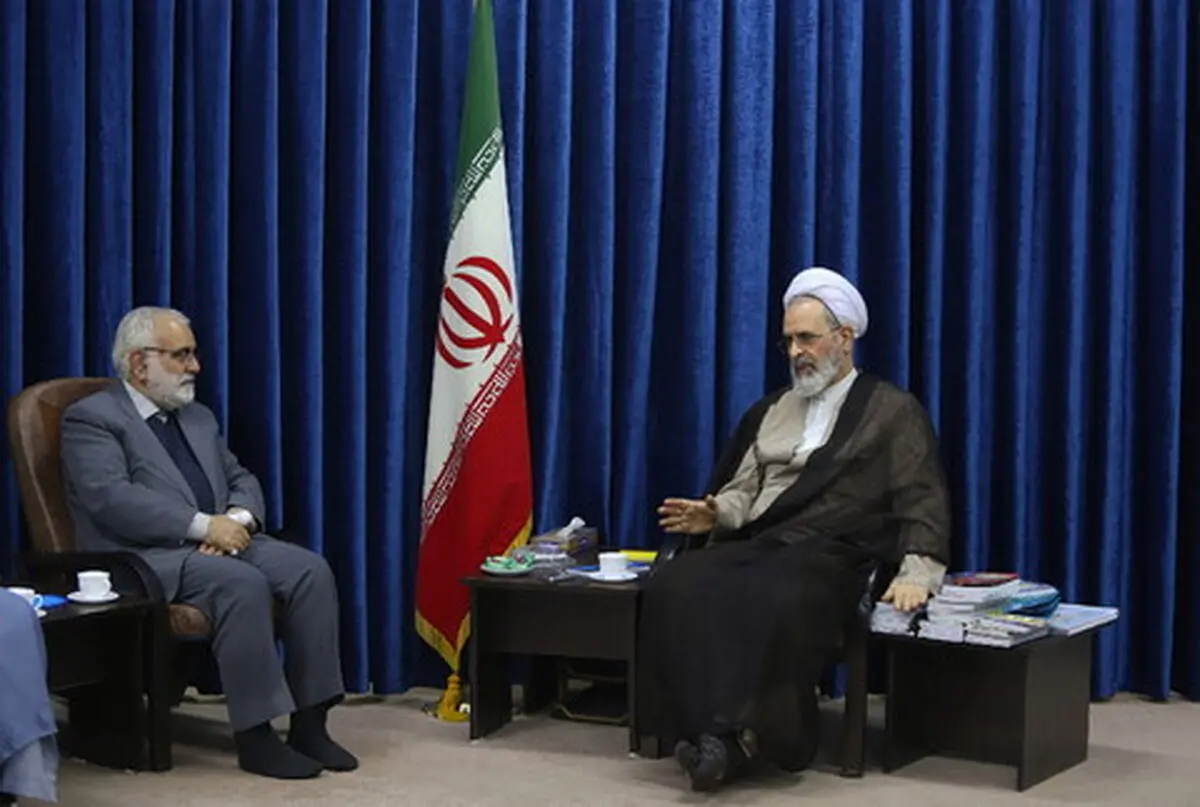 محرومیت‌زدایی و امداد وظیفه همگانی است