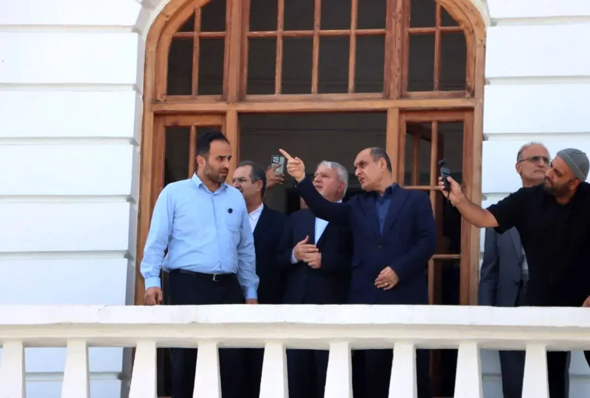 بازدید وزیر میراث فرهنگی از هتل ایران و ساختمان بلدیه رشت