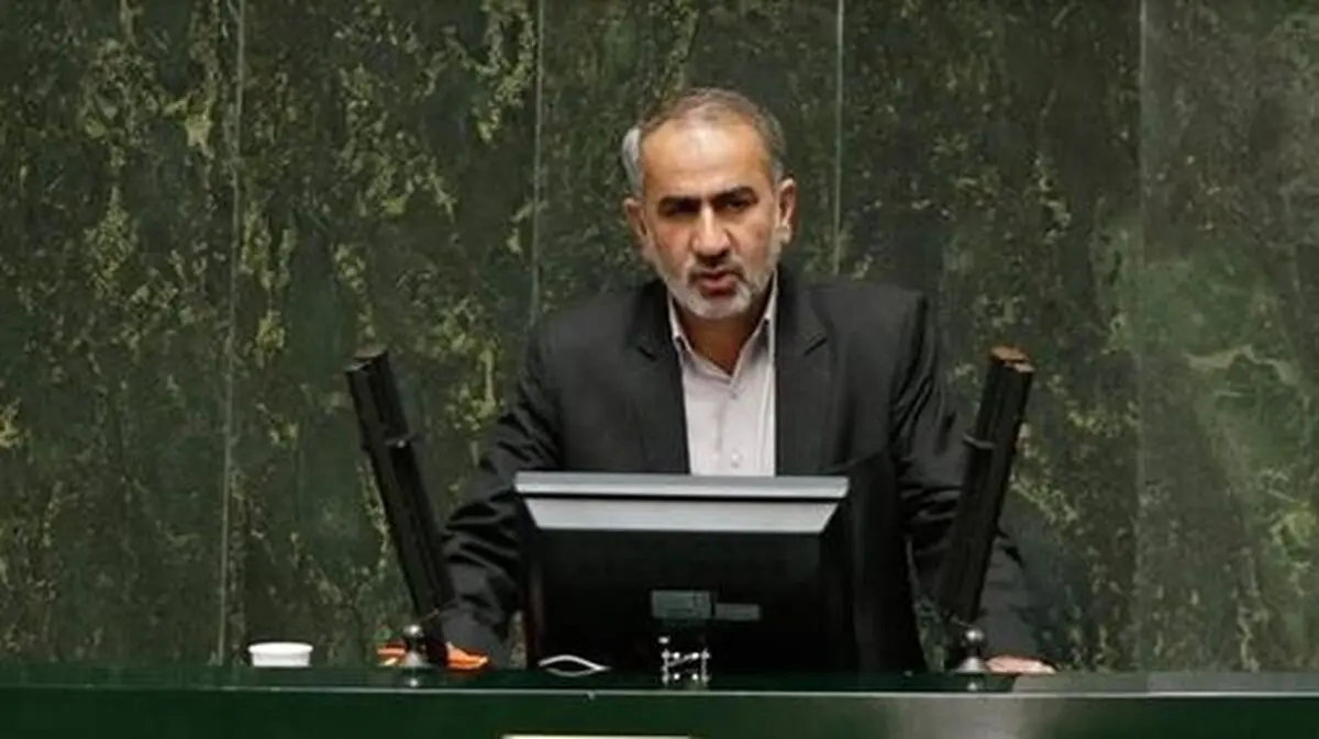 واکنش عضو کمیسیون اقتصادی مجلس به پرداخت وام‌های میلیاردی از سوی بانک‌ها به سهامداران بانک‌ها/ بانک مرکزی پاسخگو باشد