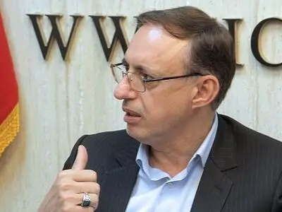 مطالبات معوق و پاداش بازنشستگان پیگیری می‌شود