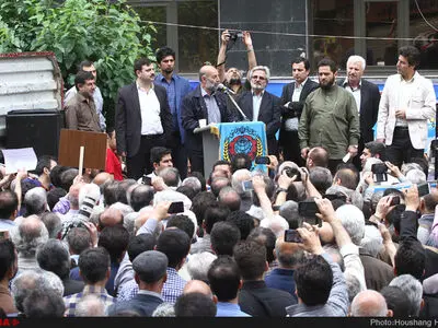 محجوب: دولت باید حق اعتراض کارگری را به رسمیت بشناسد