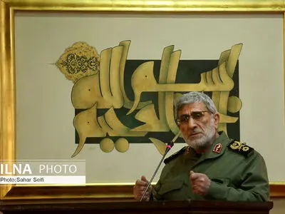 شهید سلیمانی ارتباط بین میدان و دیپلماسی را بسیار خوب برقرار کرد
