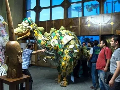 عروسک‌ها نقش آموزشی و درمانی دارند