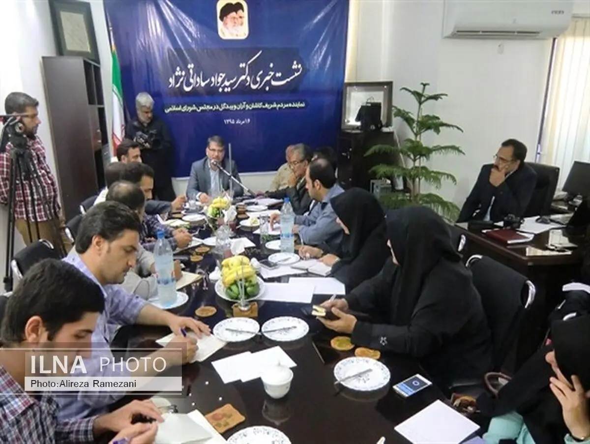 یک نماینده برای منطقه کاشان کفایت نمی‌کند/ بیکاری 32 درصدی فارغ التحصیلان دانشگاهی در کاشان