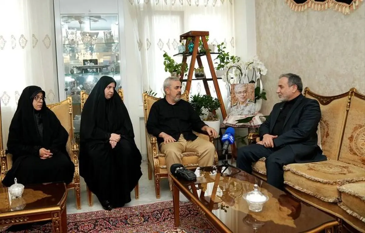 عراقچی: تصمیمات بزرگ نظام در مجموعه مدیریت عالی اتخاذ می‌شود؛ ما سرباز هستیم