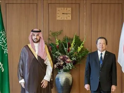 دیدار وزرای دفاع ژاپن و عربستان