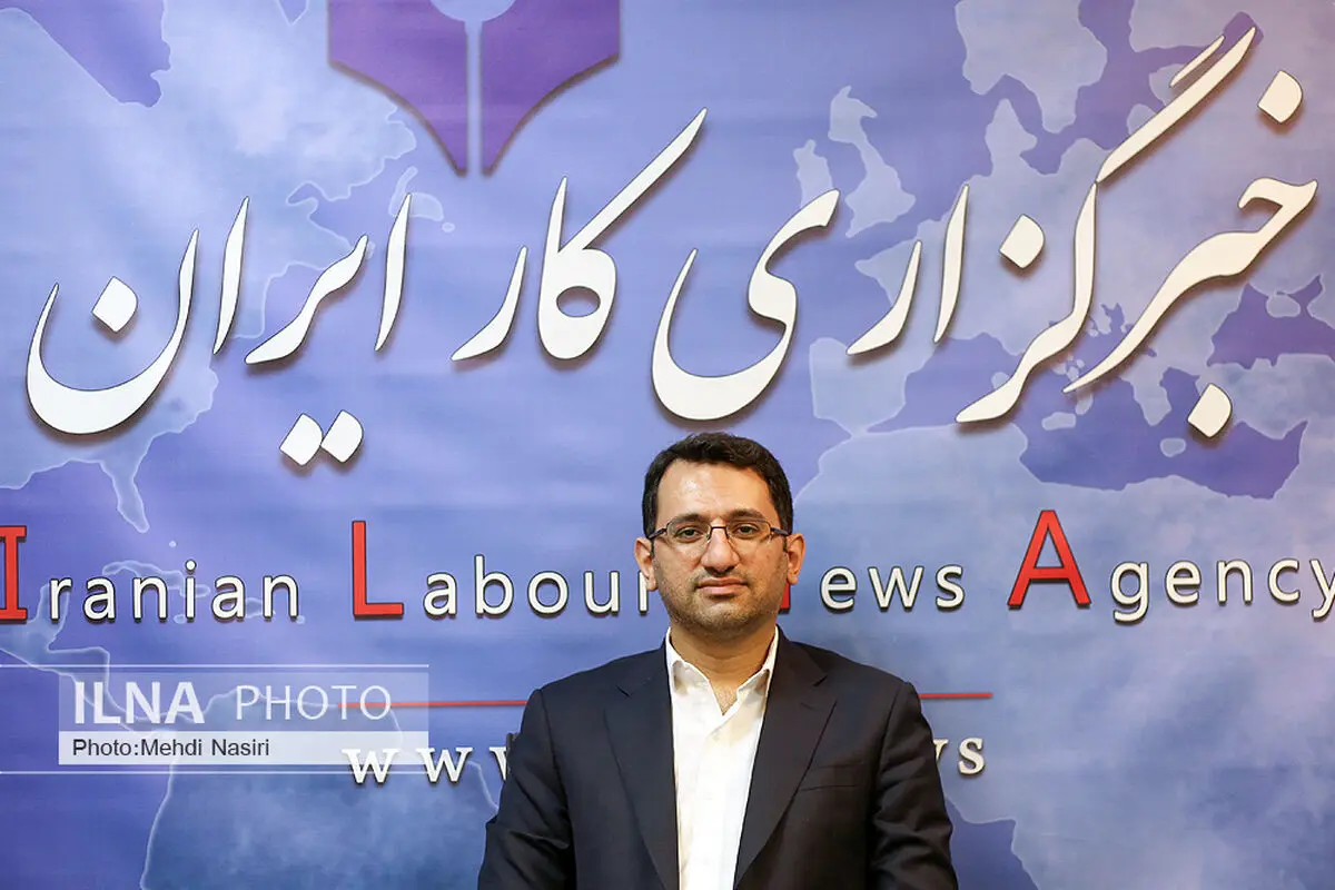 پایان انحراف و امضاهای طلایی در بخش تعاون/ از ۱۴۰۰ زمینه تخلفات در تعاونی‌ها برچیده می‌شود/ ایجاد خط اعتباری ۵۰۰ میلیارد تومانی برای تعاونی‌های مسکن کارگری/ خبرهای خوب درباره تعاونی‌های مصرف کارگری در راه است
