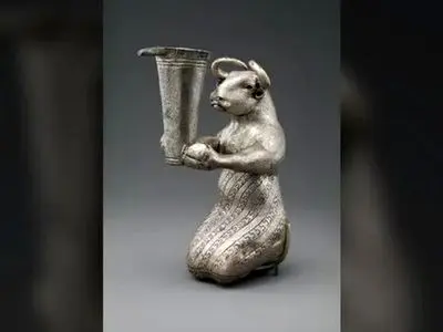 افسانه گاو زانو زده ۵ هزار ساله در ایران چه بود؟