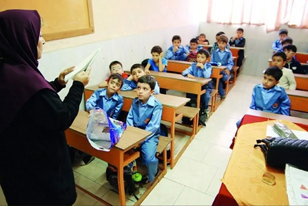 تعیین‌تکلیف استخدام معلمان حق‌التدریسی تا یک ماه آینده/تدوین آیین‌نامه اجرایی طی ۳ ماه