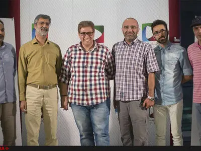 هنرمندان به تماشای نماینده ایران در اسکار نشستند