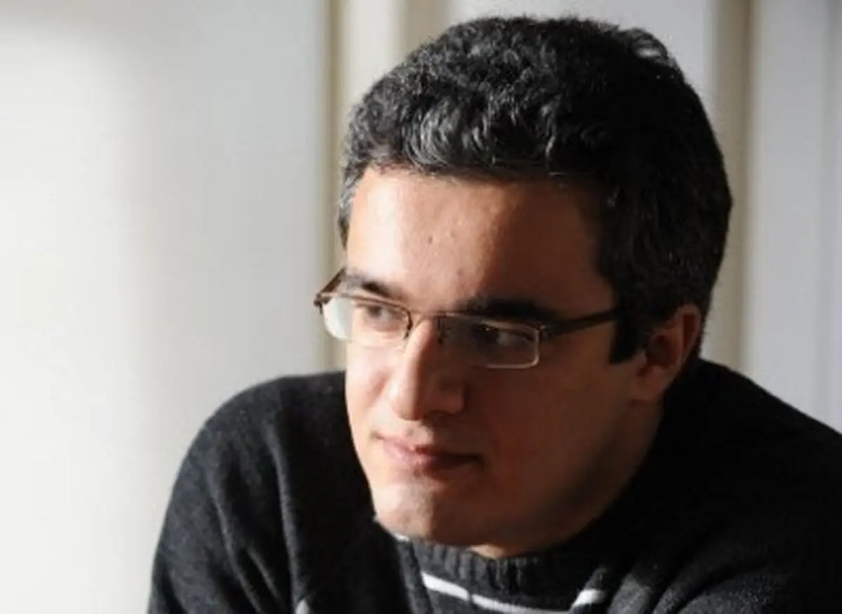 چه کسی درصدد یافتن رگه‌های توتالیتارسیم، نازیسم و فاشیسم در رفتارهای روزمره آدم‌ها و سیاست‌مداران آمریکایی‌ست