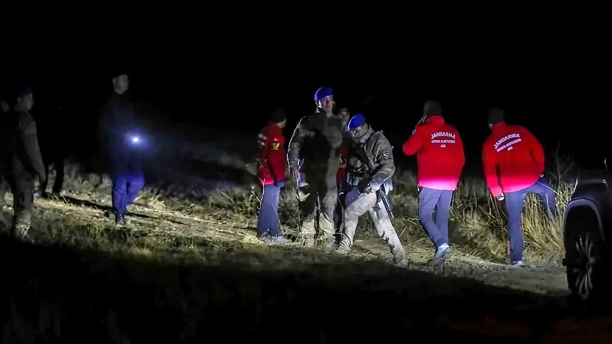 زنی که در سقوط هواپیمای رئیس ستاد ارتش لیبی کشته شد، که بود؟