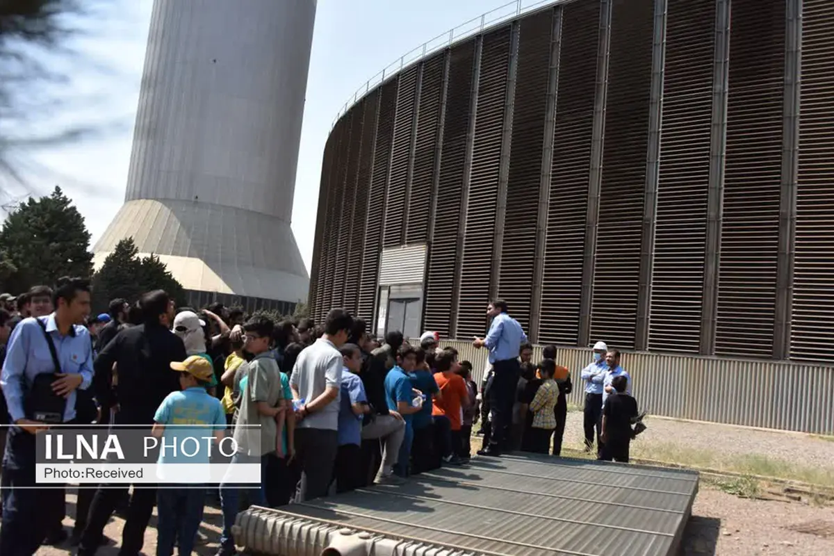 دانش‌آموزان قزوین و تهران از نیروگاه شهید رجایی بازدید کردند