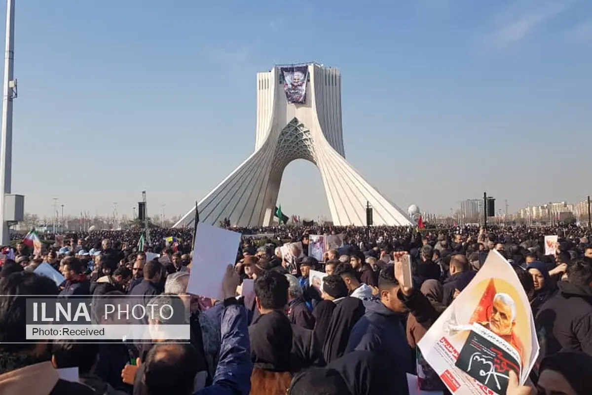 آسوشیتدپرس: اشک‌های رهبر ایران با فریاد مرگ بر آمریکا همراه شد