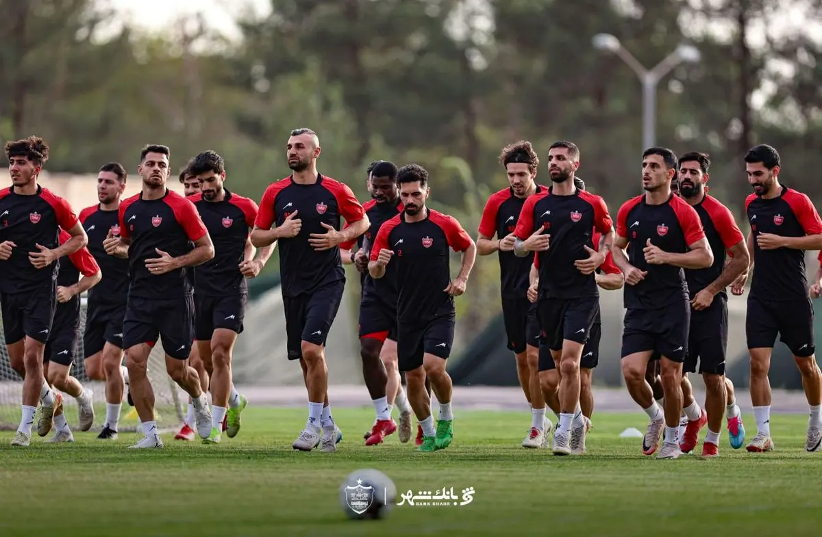 گره عجیب نقل و انتقالات پرسپولیس