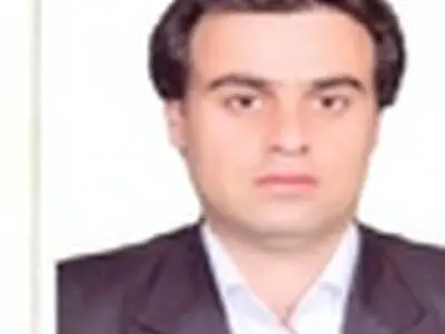 یک مازندرانی در جمع کارگران نمونه کشور