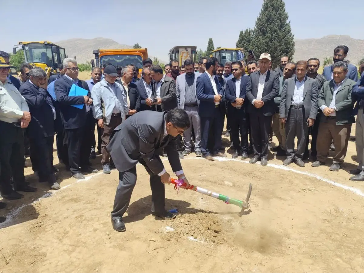 عملیات آماده‌سازی سایت ۱۰۰۰ واحدی مسکن ملی در شهرستان لردگان آغاز شد