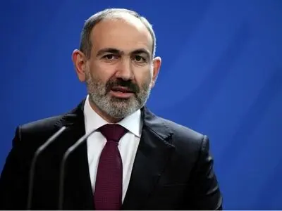 سرگردانی هواپیمای پاشینیان در سفر به روسیه 