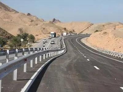 جاده دارخوین تا ساعاتی دیگر شکافته می‌شود