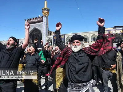 حرم مطهر رضوی در سوگ هشتمین امام