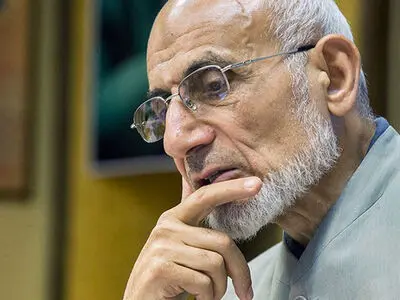 میرسلیم از کاندیداتوری ریاست کمیسیون اصل ۹۰ انصراف داد
