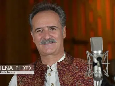 قشقایی‌ها سه‌تار را با مضراب می‌نوازند/ «صمصام» صاحب سبک‌ترین خواننده  خاندان ایلخانی بود/ خان‌ها برای عاشیق‌ها مقرری تعیین می‌کردند/ موسیقی نواحی بدون انجمن مستقل از بین می‌رود