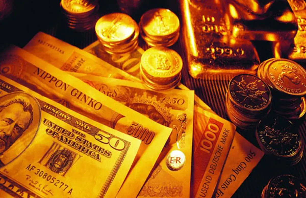 دولت باید با ورود موثر و مثبت خود بازار ارز وطلا را هدایت کند