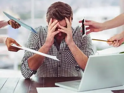 تفاهمنامه سازمان جهانی کار و سازمان بهداشت جهانی درباره ارتقای سلامت روان کارگران جهان/ هزینه‌های تریلیون دلاری آسیب روانی کار