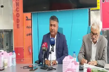 مرزها می‌توانند موتور درآمدزایی شهرداری‌ها باشند/افزایش منابع و اعتبارات شهرداری‌ها می‌تواند به توسعه متوازن استان کمک کند