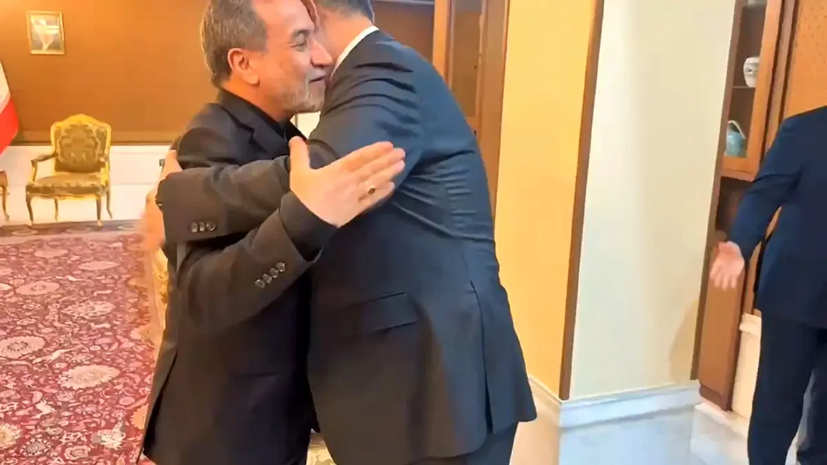 دیدار یرمِک کوشِربایِف وزیر امور خارجه قزاقستان با سید عباس عراقچی وزیر امور خارجه جمهوری اسلامی ایران + فیلم