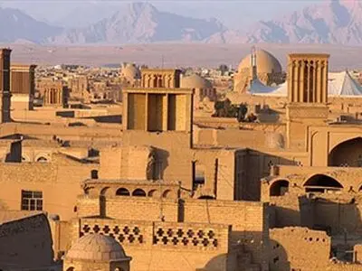 تردد خودرو در بافت تاریخی شهر یزد ممنوع شد