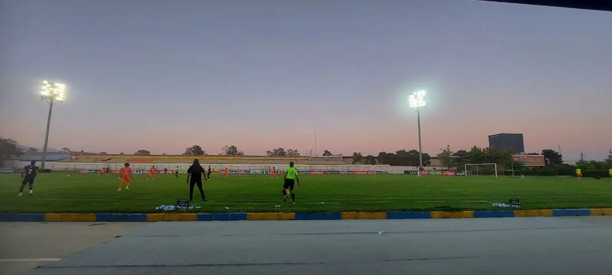 هوادار 1 - 1 مس کرمان ؛ شاگردان حسین خانی از شکست فرار کردند
