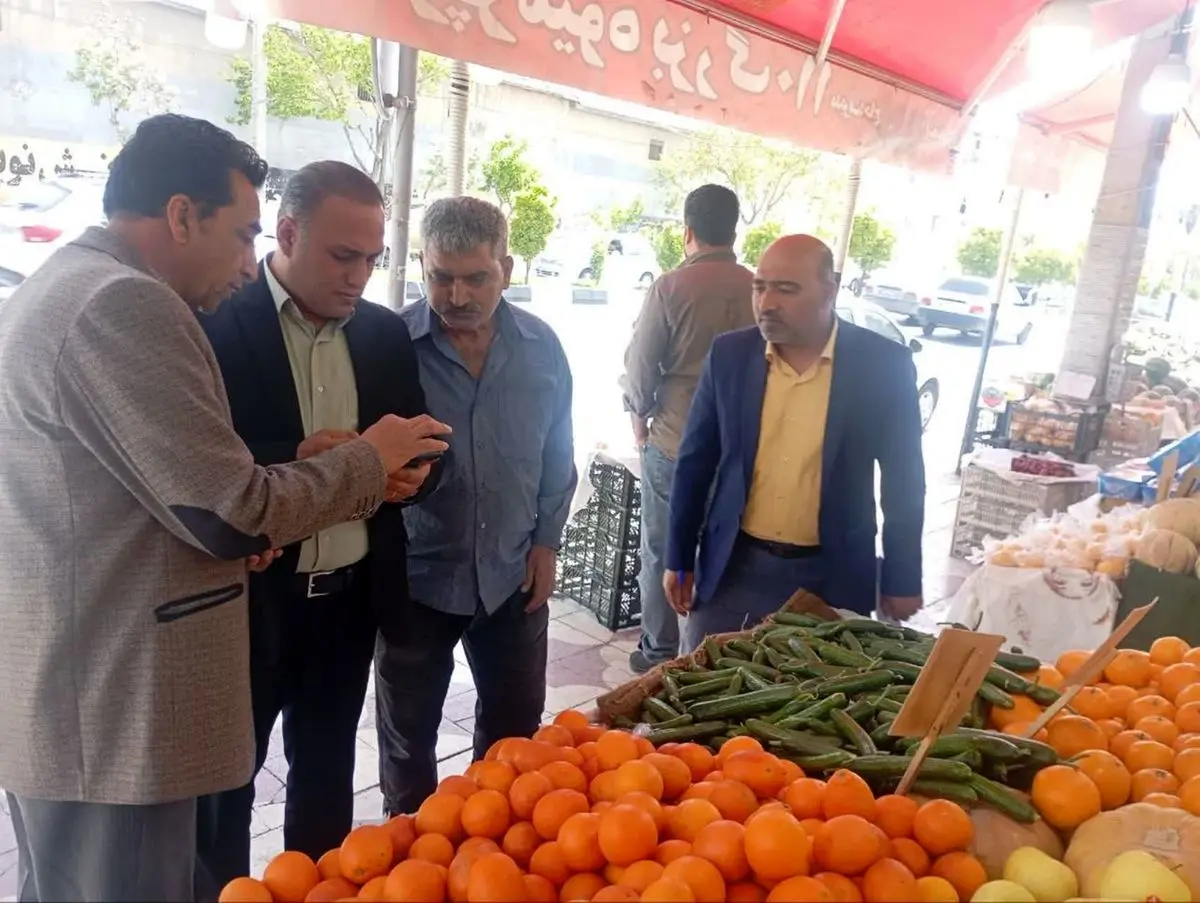 بازرسی میدانی از بازار شیراز با هدف نظارت بر قیمت‌ها