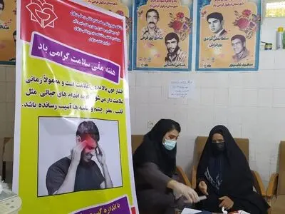 ویزیت رایگان کارگران و خانواده هایشان توسط پزشکان مرکز بهداشت دزفول + تصاویر