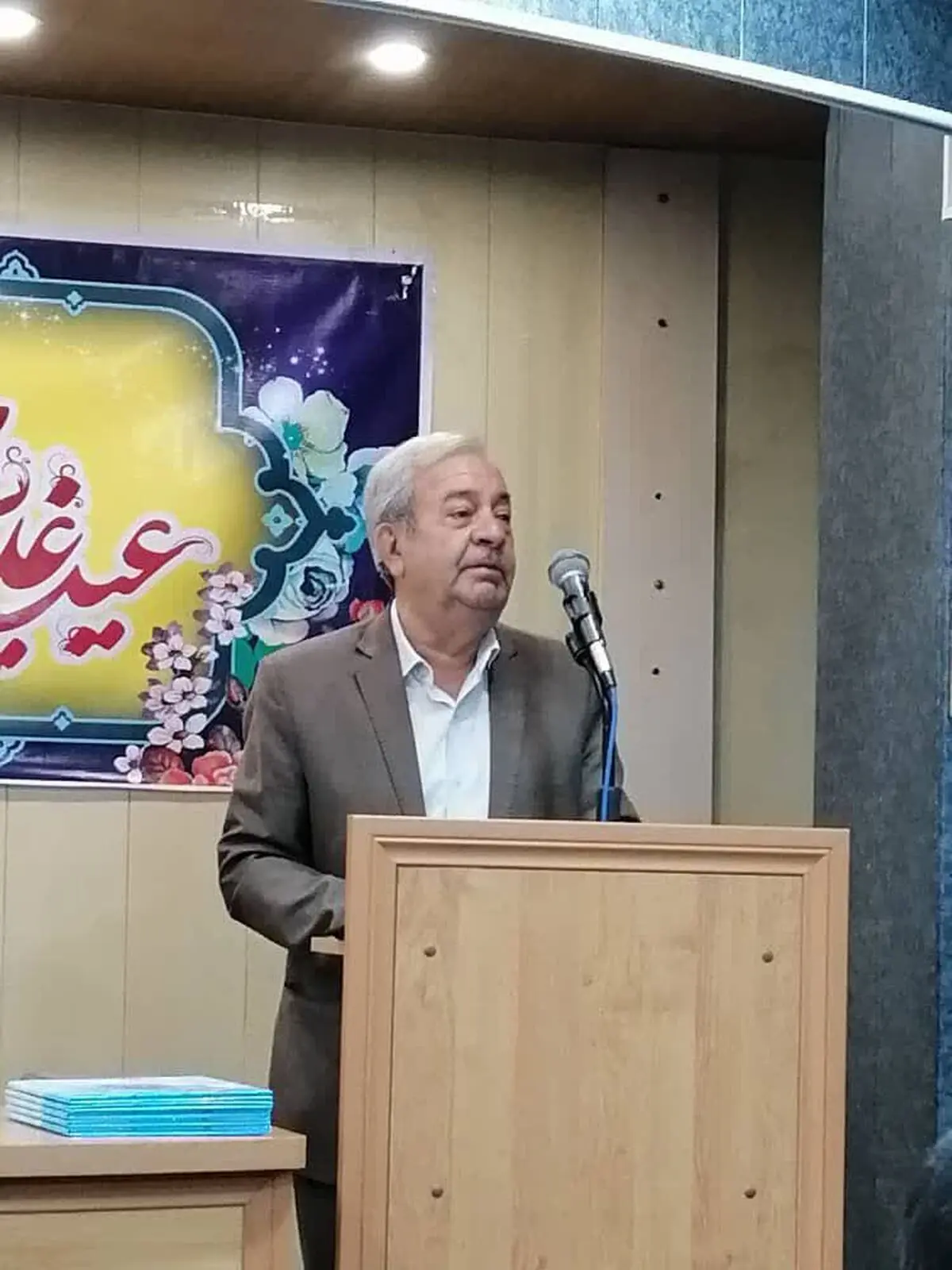 بانک رفاه باید مسترد شود/بیش از ۹۷ درصد سهام بانک رفاه متعلق به کارگران و بازنشستگان است 