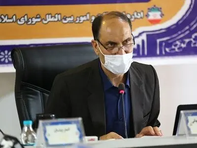 باید خرافاتی که چتر خود را بر سر عزاداری امام حسین (ع) سایه انداخته، کنار بزنیم