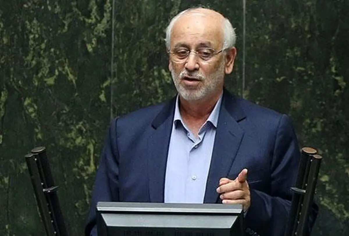 اکبری تالارپشتی از کاندیداتوری در انتخابات مجلس انصراف داد