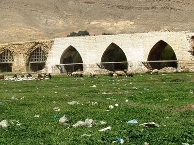 غربت پل شاپوری خرم آباد