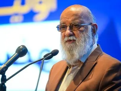 نظر دولت درباره شرایط تحصیلی شهرداران هنوز به تصویب نرسیده است

