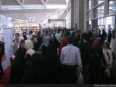نمایش ۲۶ هزار کتاب در کارنامه نشر/ دلایل عدم استقبال از نشست‌های شهر آفتاب