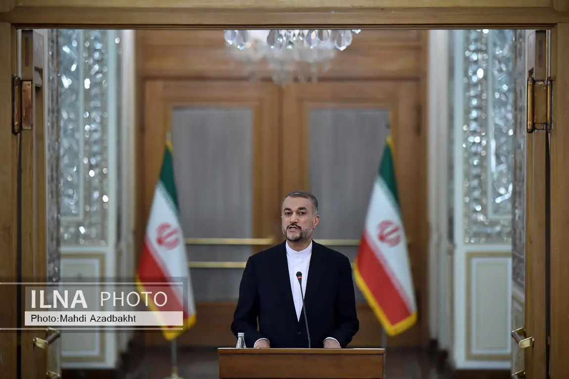 FM: US, west create obstacles in way of pursuing Soleimani judiciary procedure
